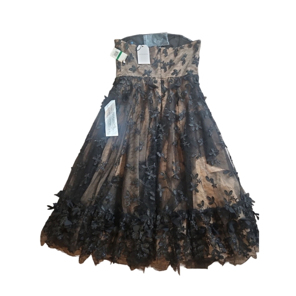 Dress The Population Lace Floral 3D Appliqué Strapless Cocktail Midi Black Dress - Picture 6 of 13